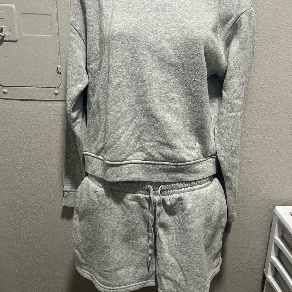 Women's Heather Gray Lounge Set
